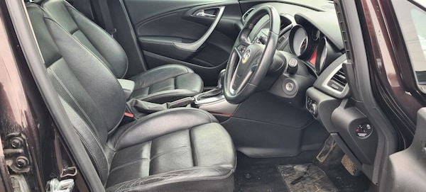 Used Vauxhall Astra 2012 for sale - 71023068: Photo 11