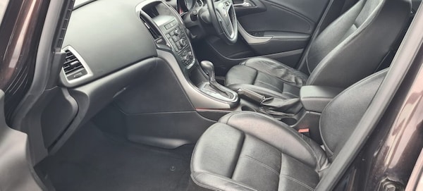 Used Vauxhall Astra 2012 for sale - 71023068: Photo 14