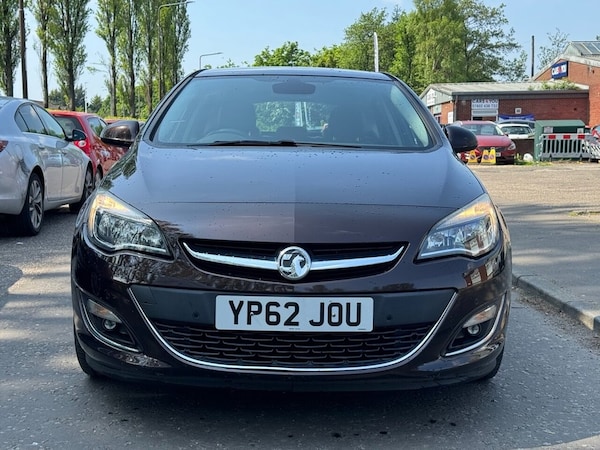 Used Vauxhall Astra 2012 for sale - 71023068: Photo 3
