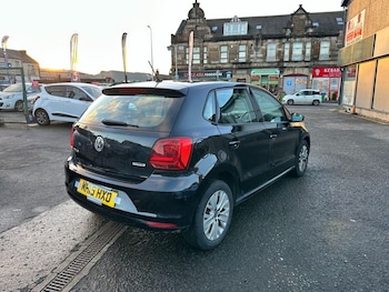 Used Volkswagen Polo 2015 for sale - 77014275: Photo