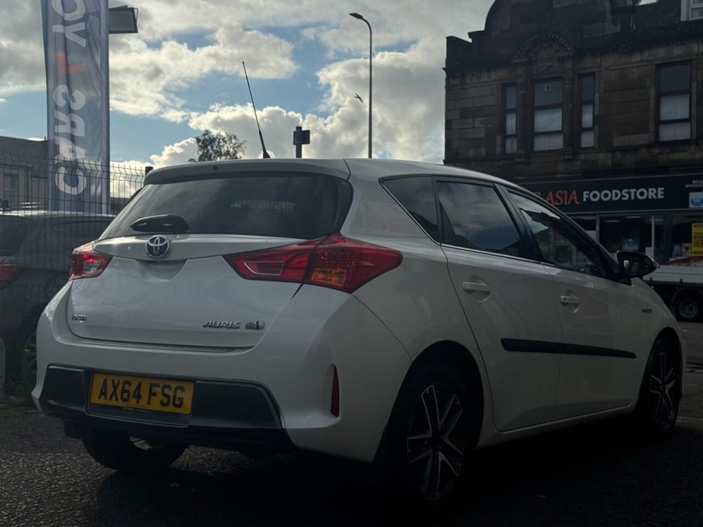 Used Toyota Auris 2014 for sale - 76345355: Photo 4