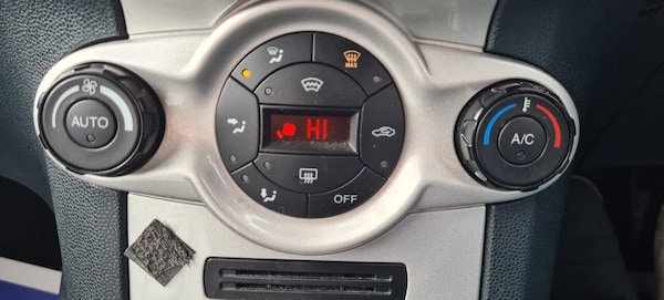 Used Ford Fiesta 2012 for sale - 70031309: Photo 19