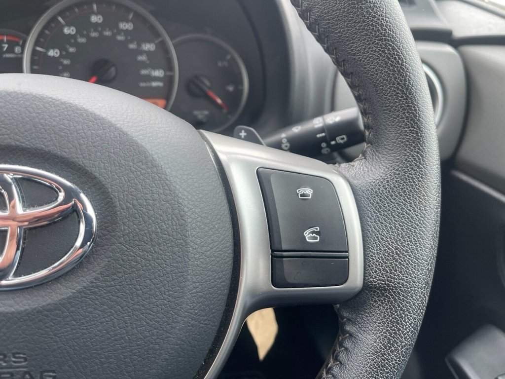 Used Toyota Yaris 2013 for sale - 77534248: Photo 18