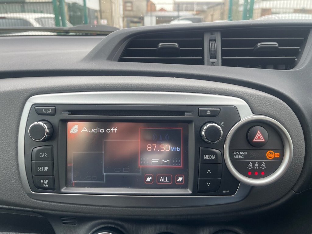 Used Toyota Yaris 2013 for sale - 77534248: Photo 19