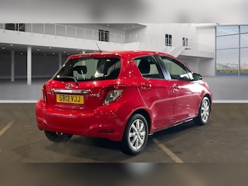 Used Toyota Yaris 2013 for sale - 77534248: Photo