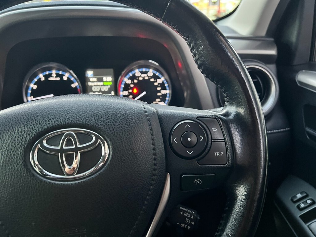 Used Toyota RAV4 2016 for sale - 76345342: Photo 10