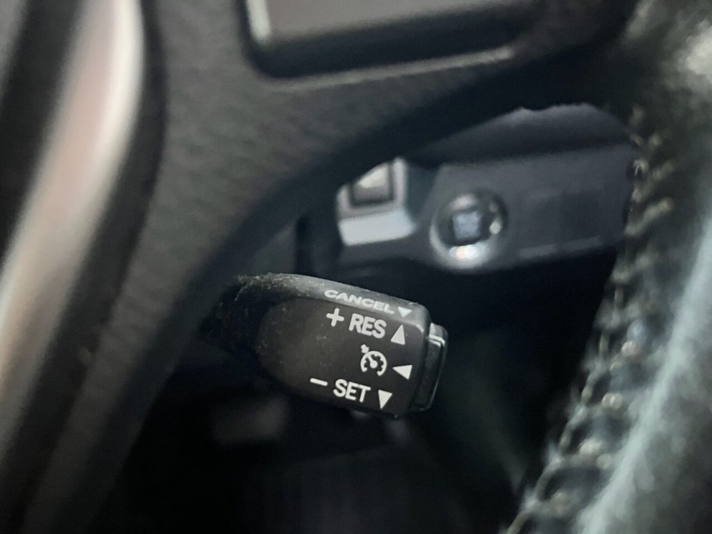 Used Toyota RAV4 2016 for sale - 76345342: Photo 11