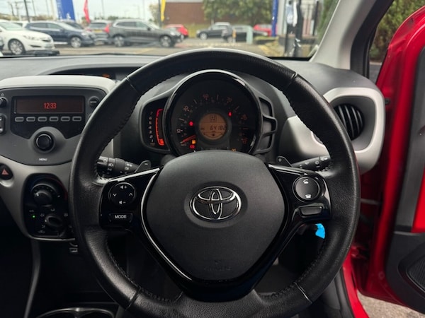 Used Toyota AYGO 2018 for sale - 76291023: Photo 11