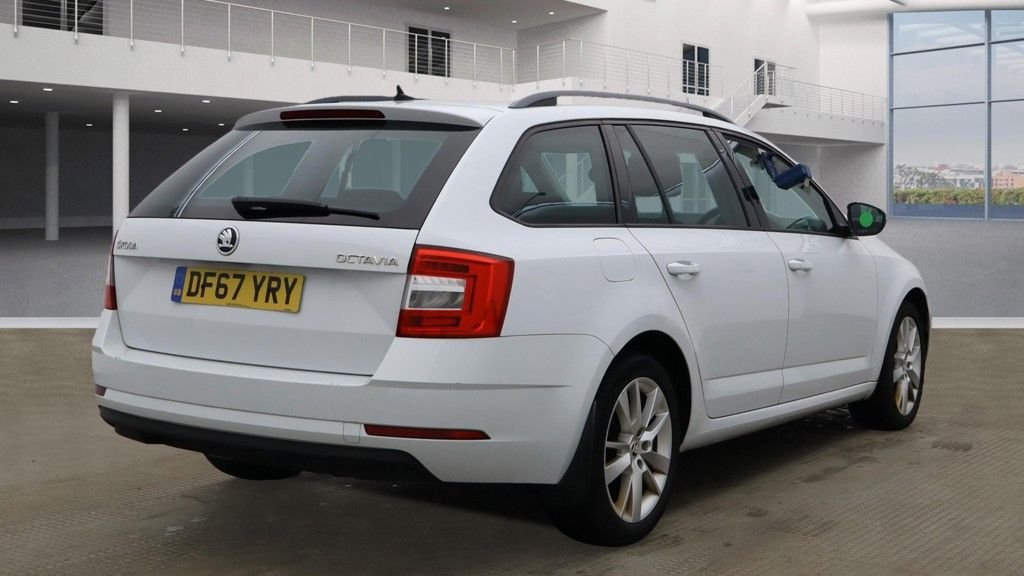 Used Skoda Octavia 2018 for sale - 76934464: Photo 10