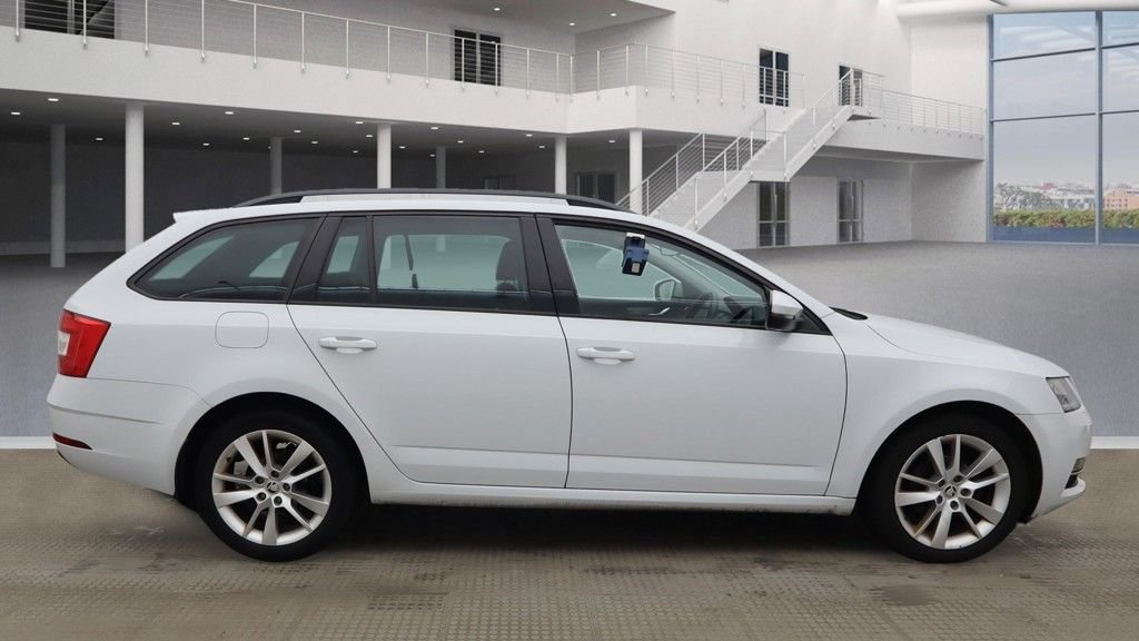 Used Skoda Octavia 2018 for sale - 76934464: Photo 11
