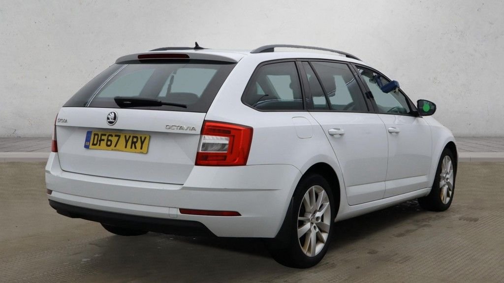 Used Skoda Octavia 2018 for sale - 76934464: Photo 4