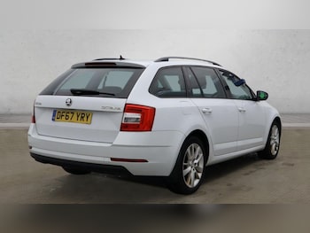 Used Skoda Octavia 2018 for sale - 76934464: Photo