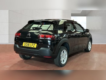 Used Citroen C4 Cactus 2018 for sale - 79618947: Photo
