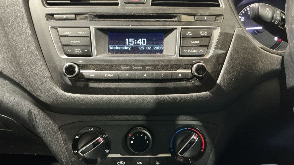 Used Hyundai i20 2016 for sale - 77952363: Photo 11