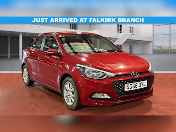 Used Hyundai i20 2016 for sale - 77952363: Photo