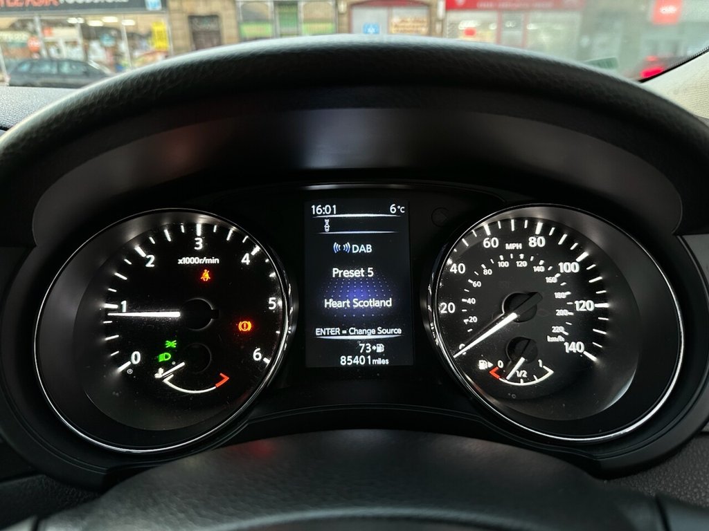 Used Nissan Pulsar 2015 for sale - 76595970: Photo 8