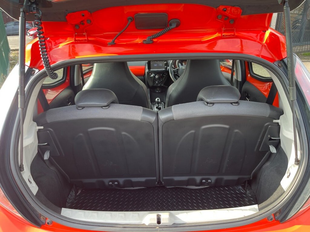 Used Toyota AYGO 2016 for sale - 78030012: Photo 9