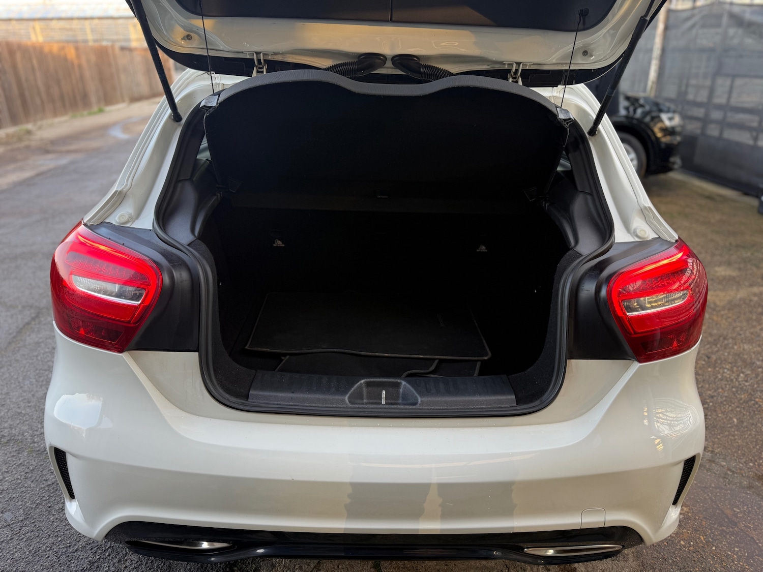 Used Mercedes-Benz A-Class 2018 for sale - 76709677: Photo 36