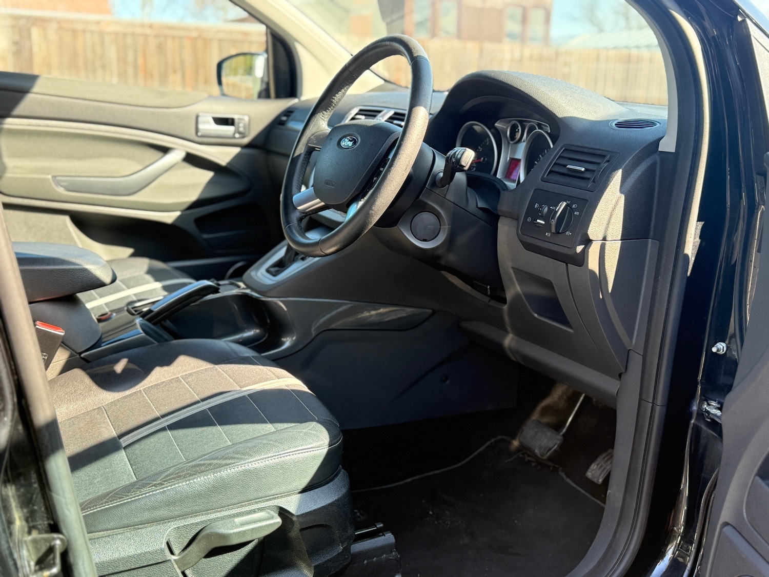 Used Ford Kuga 2010 for sale - 77973799: Photo 11