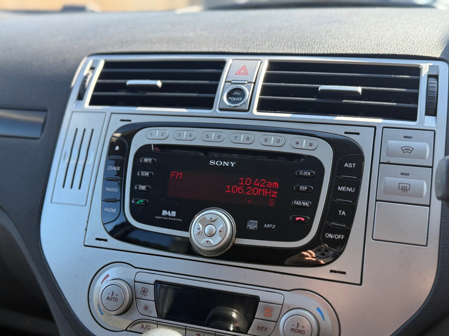 Used Ford Kuga 2010 for sale - 77973799: Photo 19