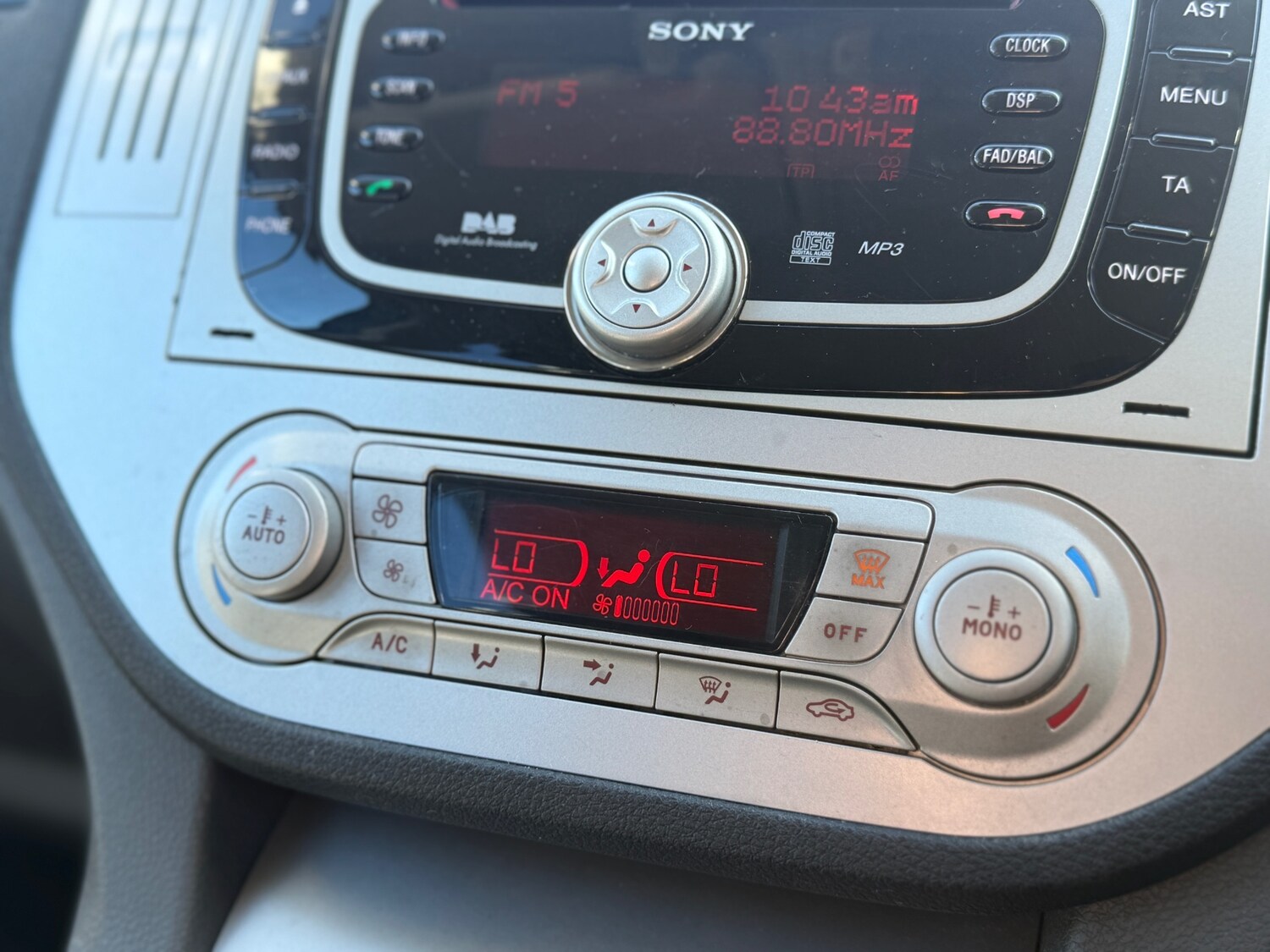 Used Ford Kuga 2010 for sale - 77973799: Photo 21