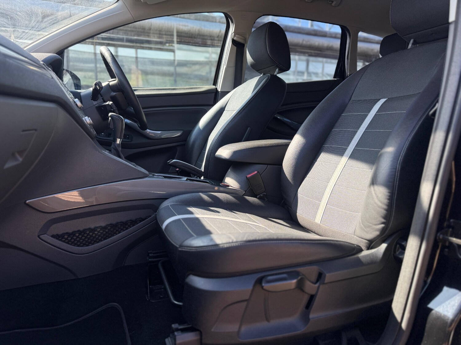 Used Ford Kuga 2010 for sale - 77973799: Photo 35