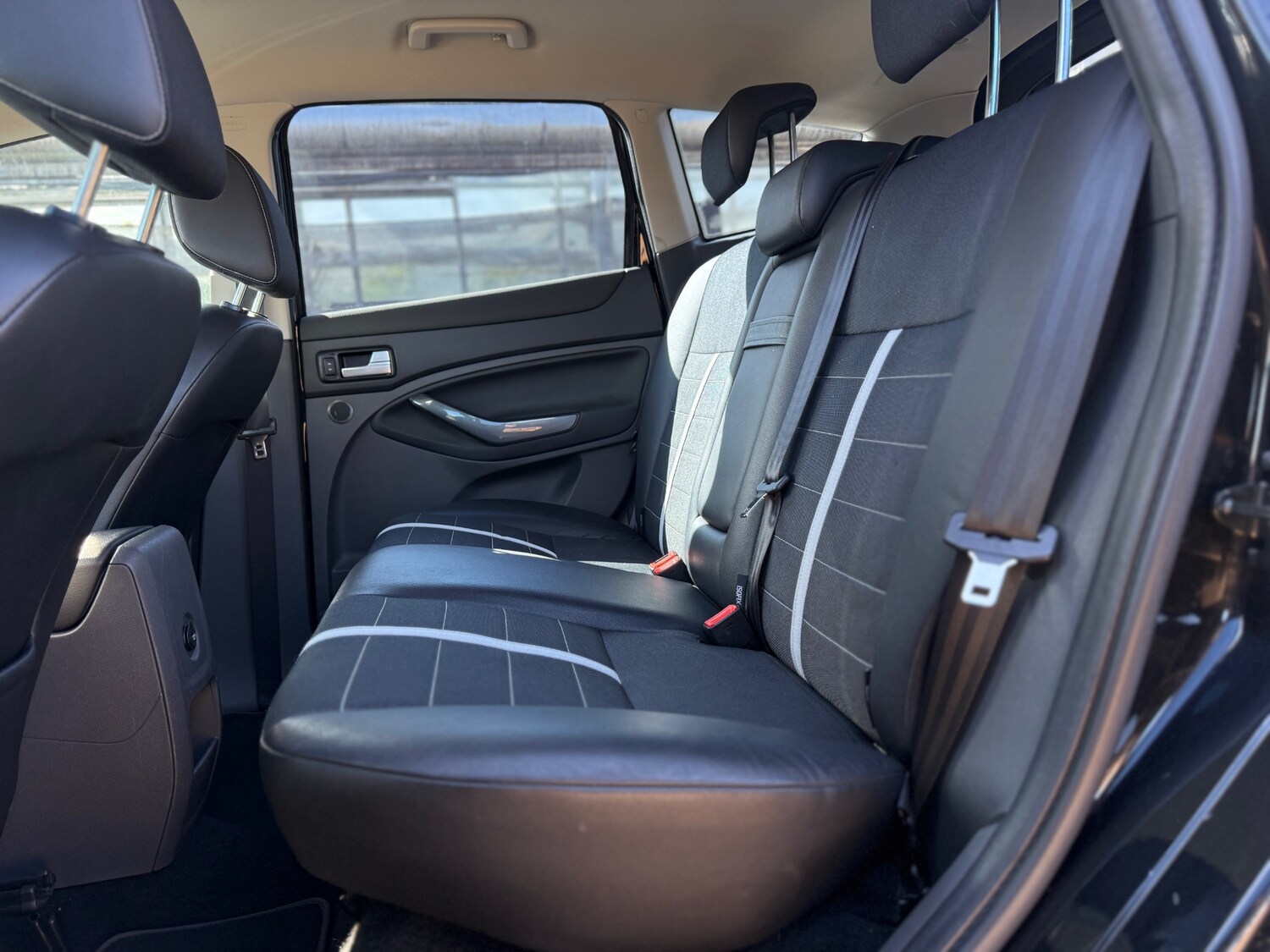 Used Ford Kuga 2010 for sale - 77973799: Photo 38