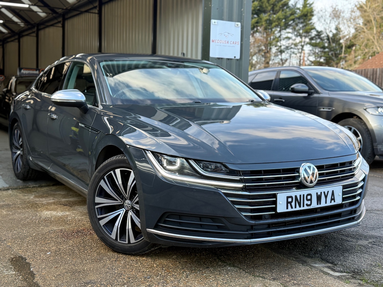 Used Volkswagen Arteon 2019 for sale - 76940468: Photo 1