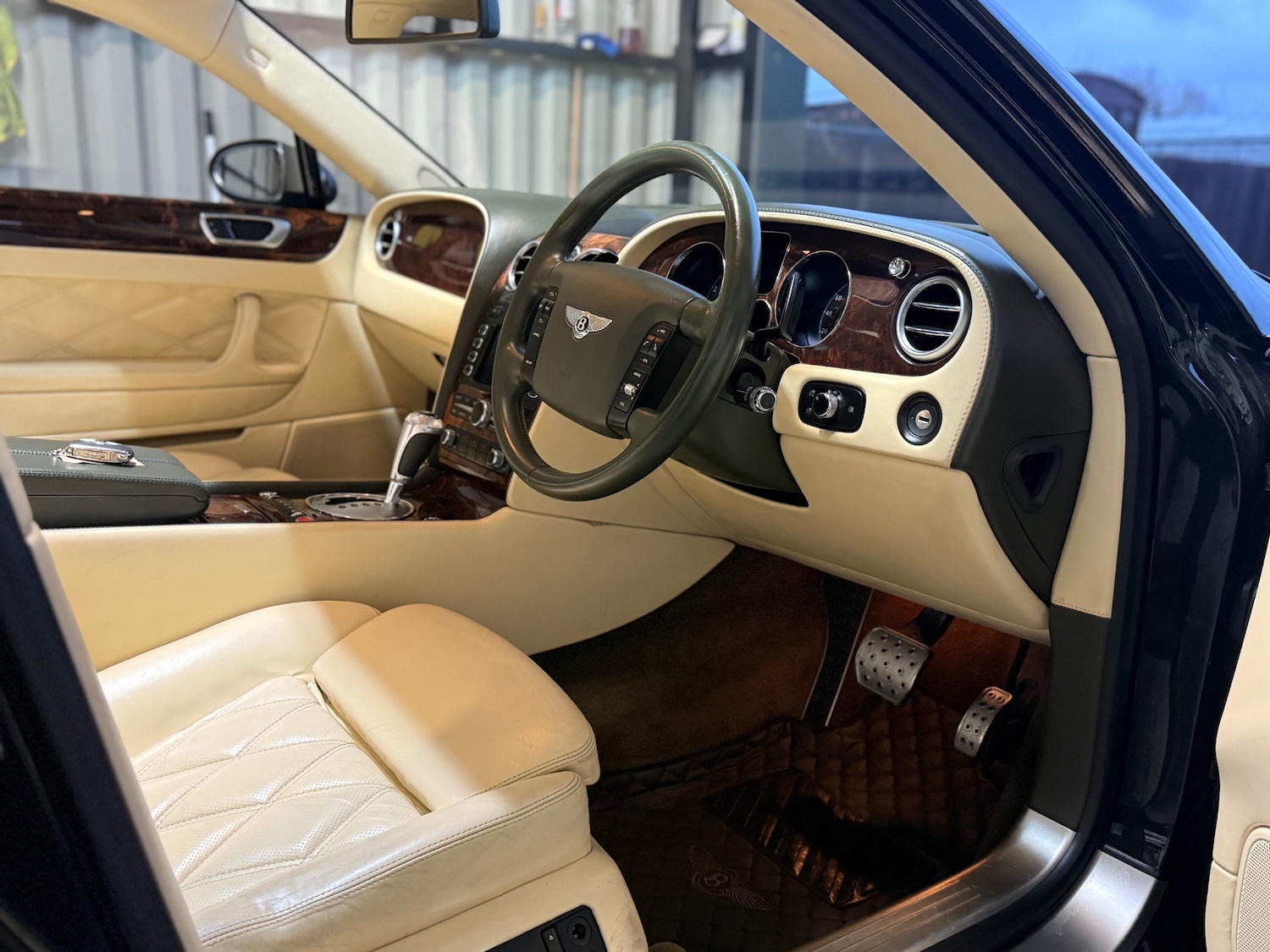 Used Bentley Continental 2007 for sale - 76854750: Photo 17