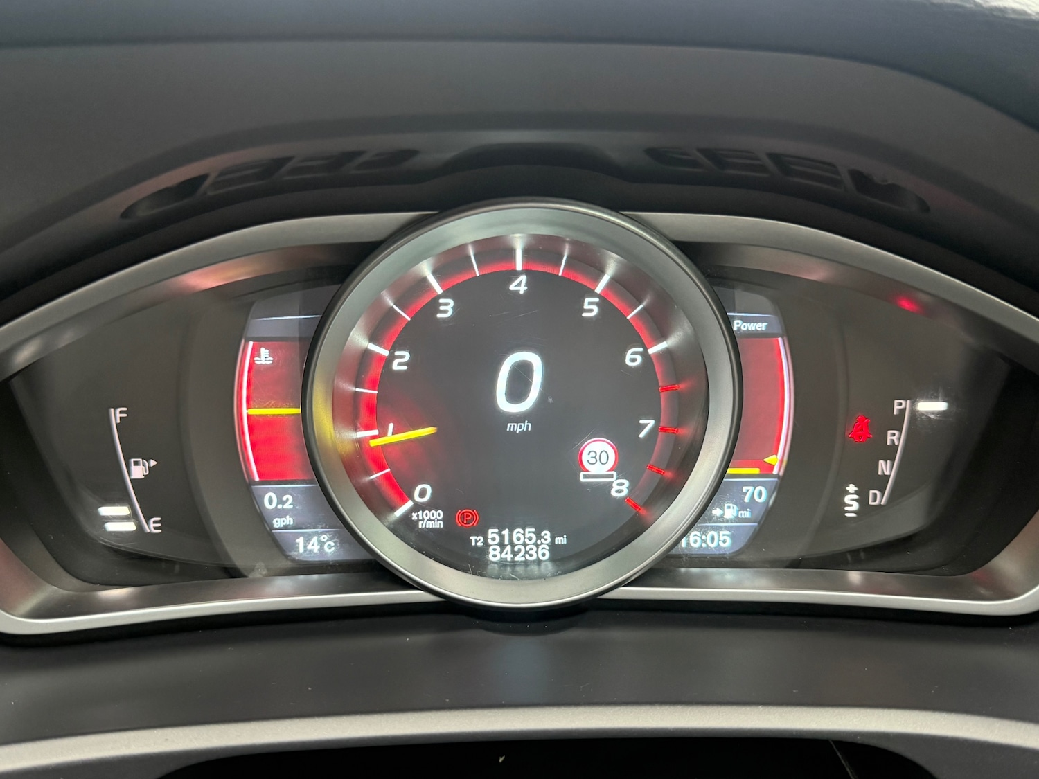 Used Volvo V40 2014 for sale - 77691090: Photo 18