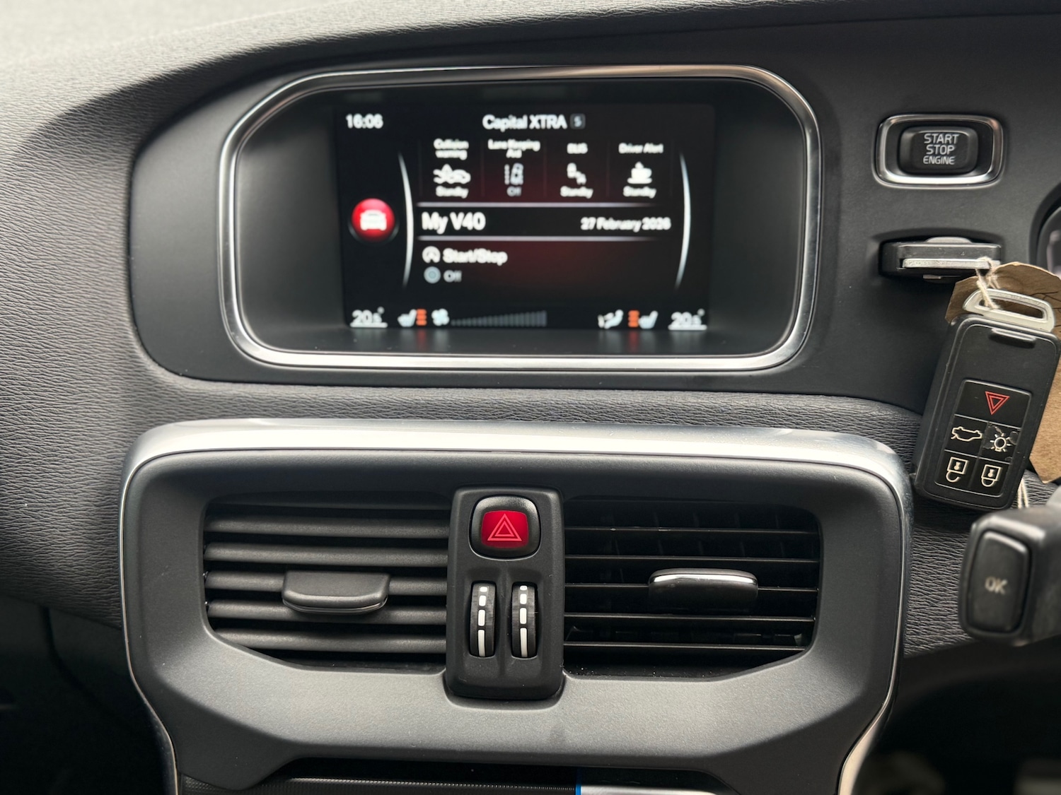 Used Volvo V40 2014 for sale - 77691090: Photo 20