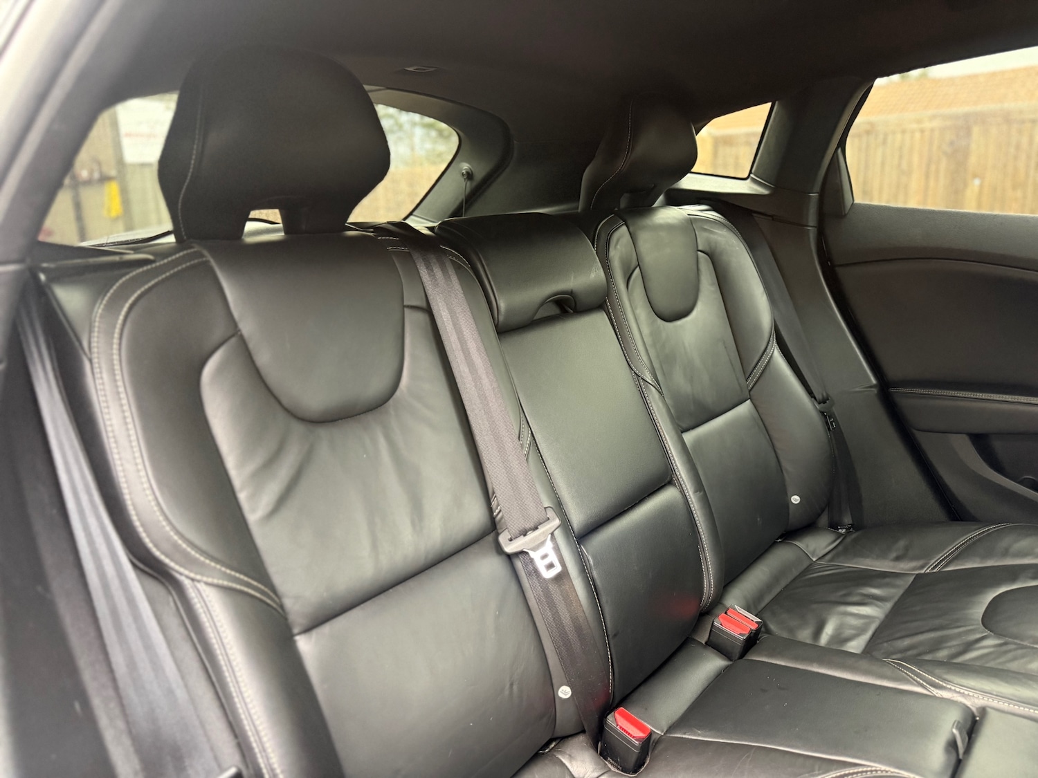 Used Volvo V40 2014 for sale - 77691090: Photo 28