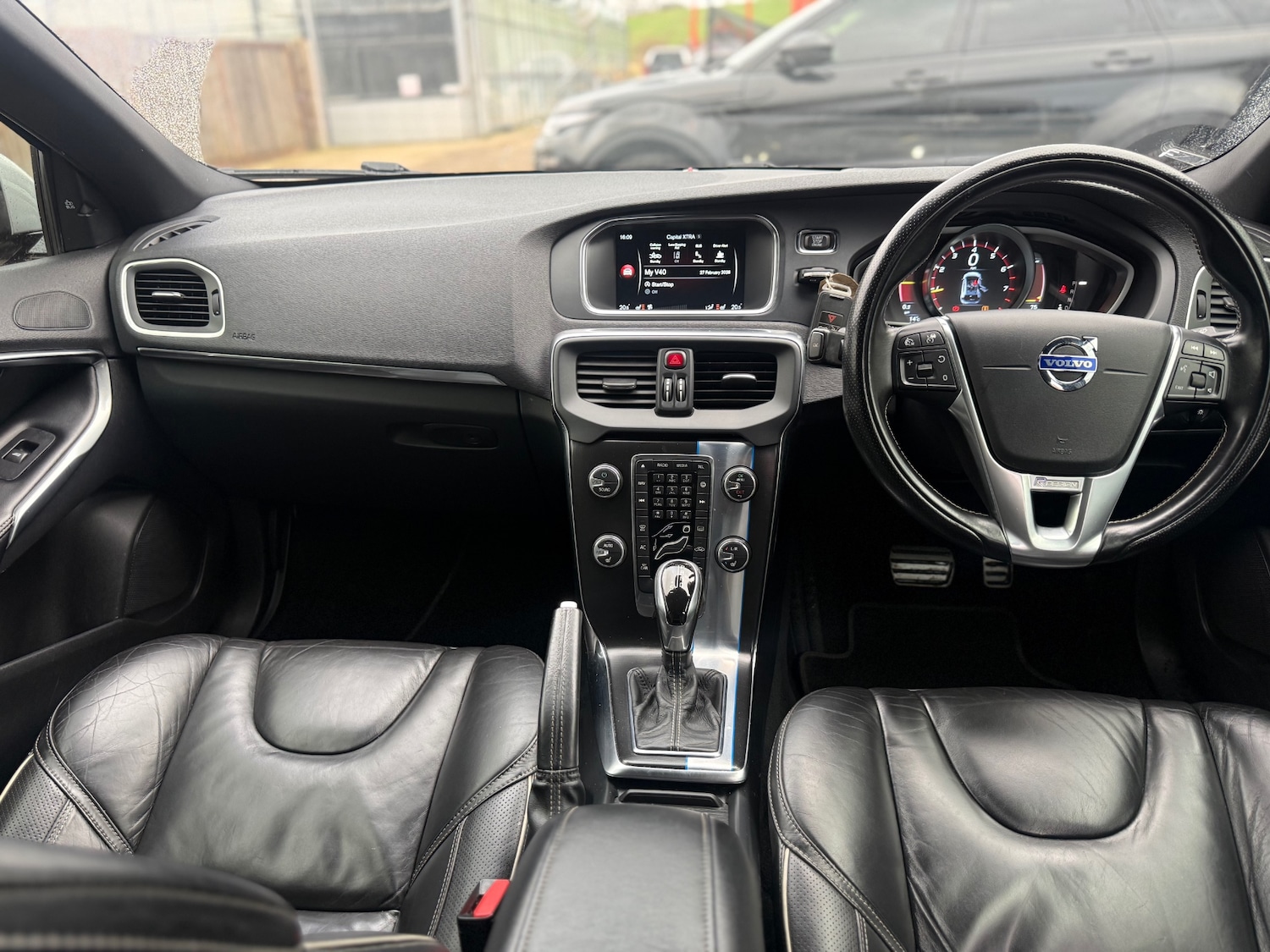 Used Volvo V40 2014 for sale - 77691090: Photo 31