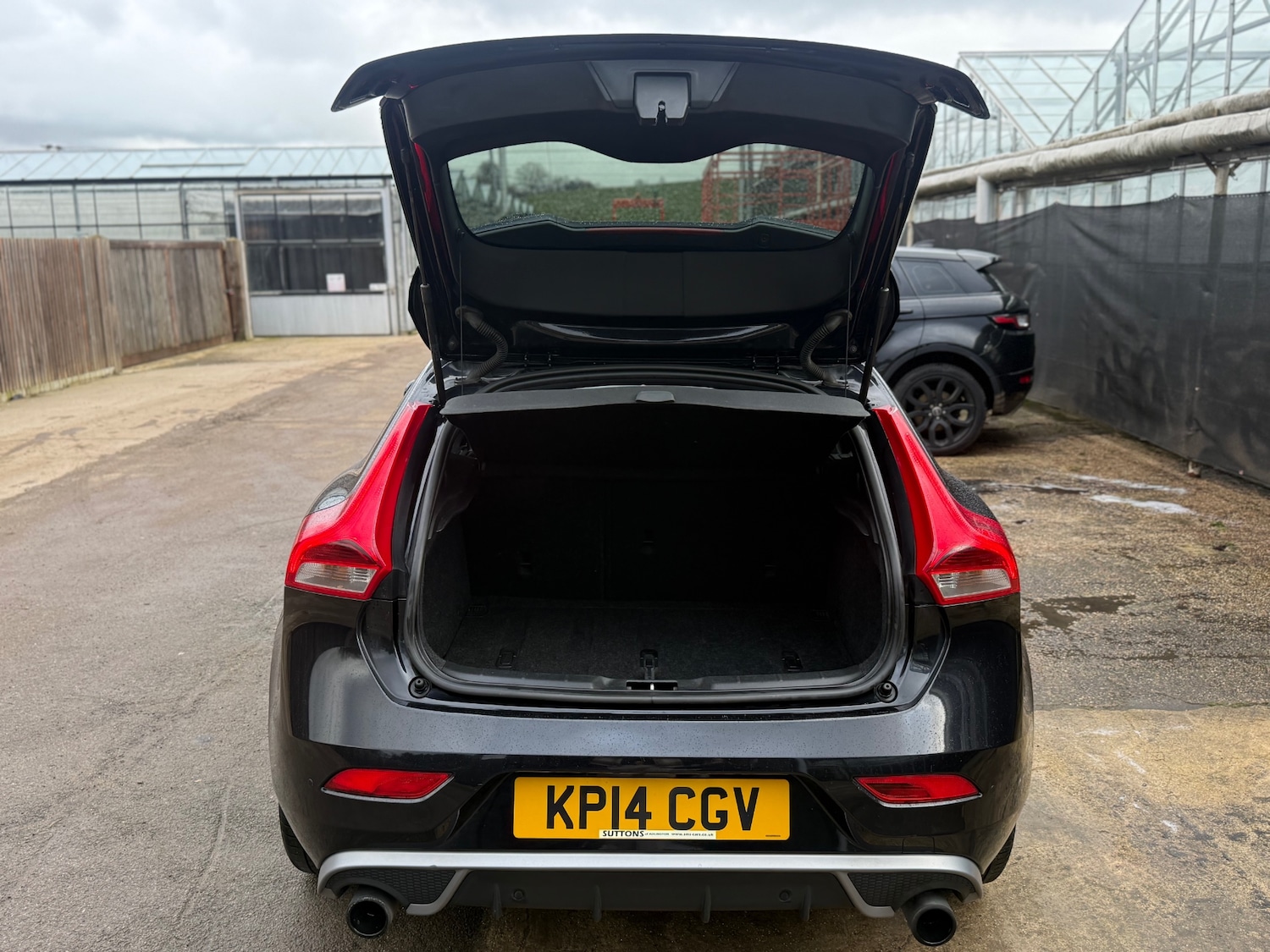 Used Volvo V40 2014 for sale - 77691090: Photo 33