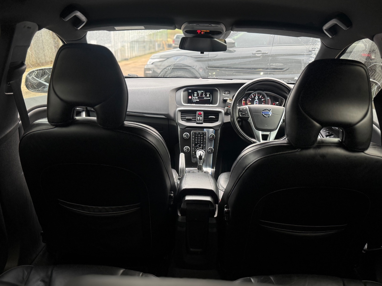 Used Volvo V40 2014 for sale - 77691090: Photo 35