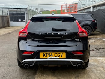 Used Volvo V40 2014 for sale - 77691090: Photo