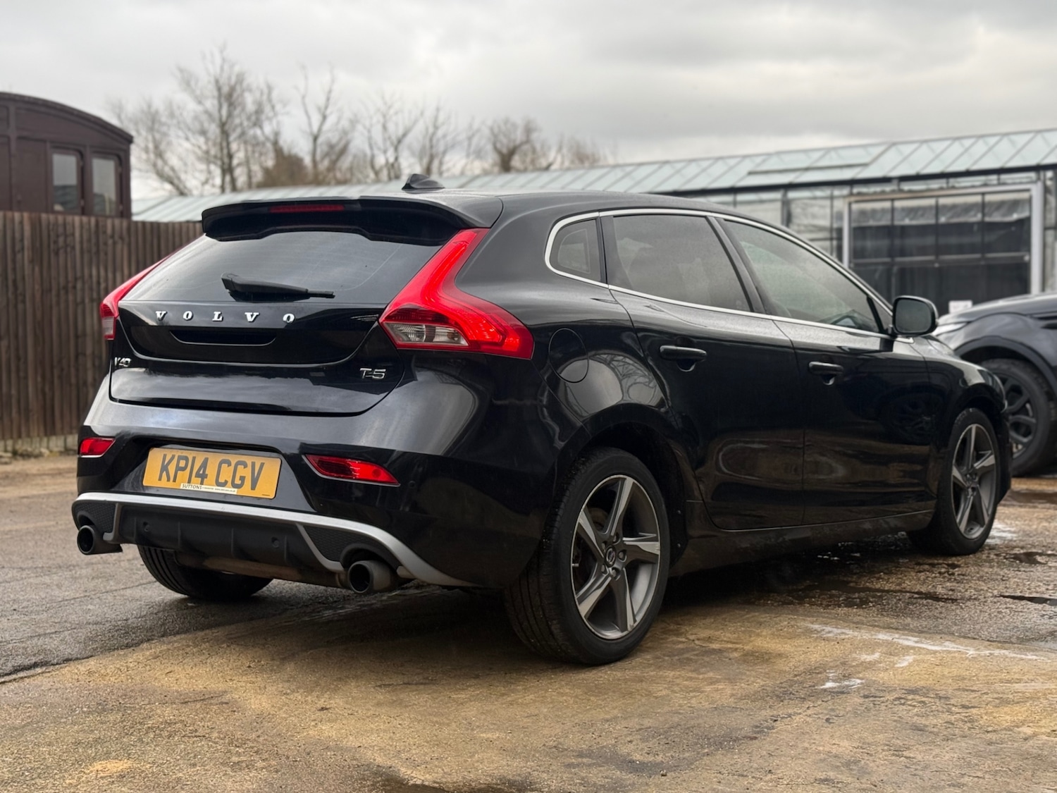 Used Volvo V40 2014 for sale - 77691090: Photo 6