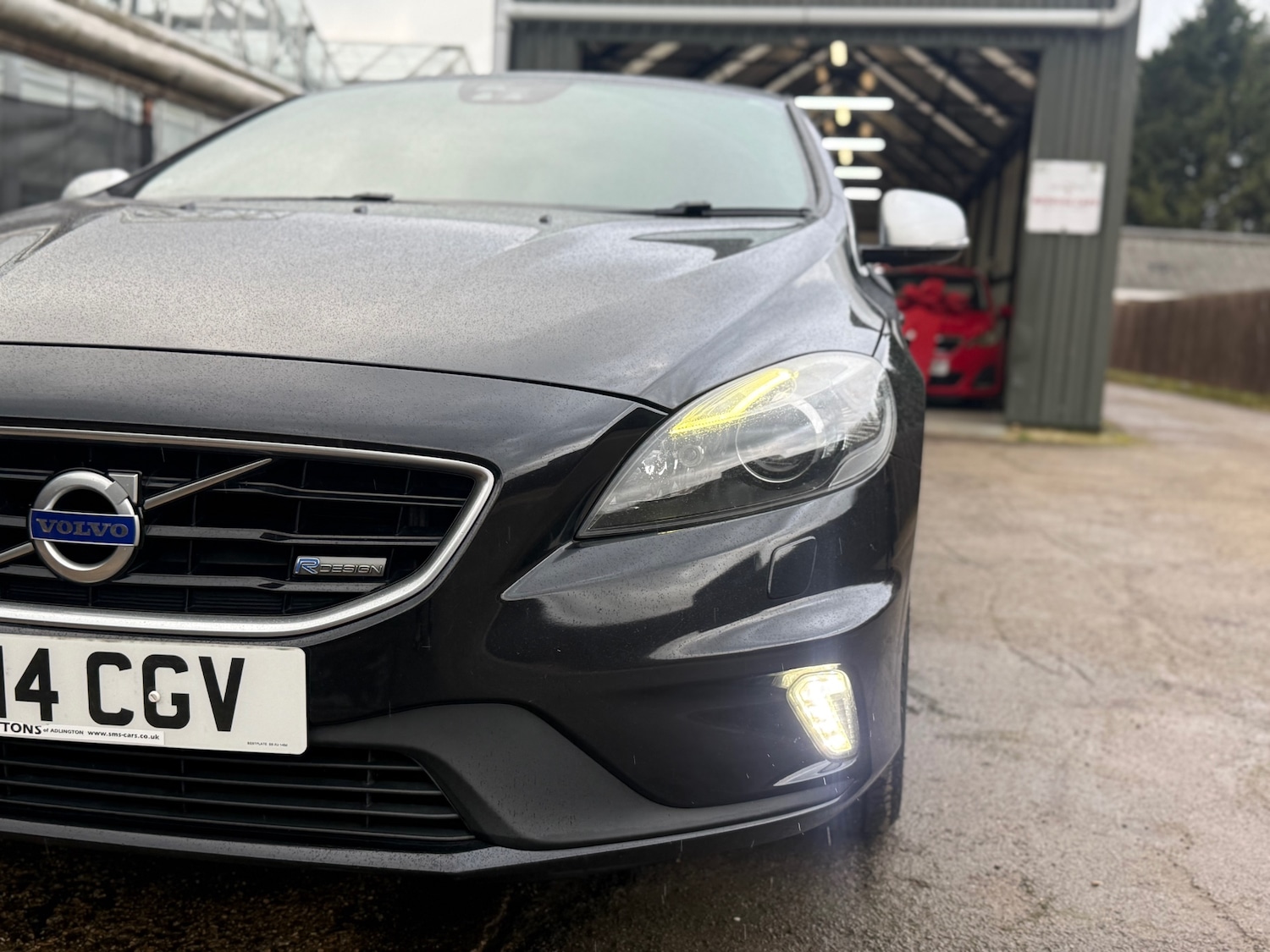 Used Volvo V40 2014 for sale - 77691090: Photo 9