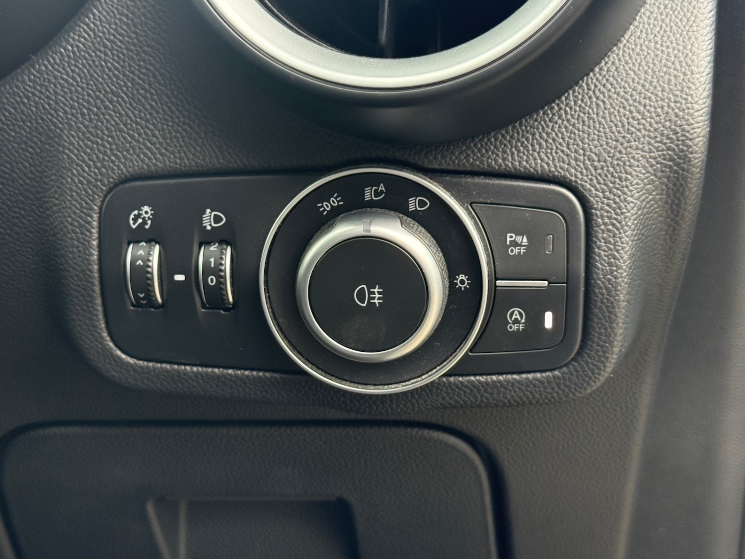 Used Alfa Romeo Stelvio 2018 for sale - 78219001: Photo 19