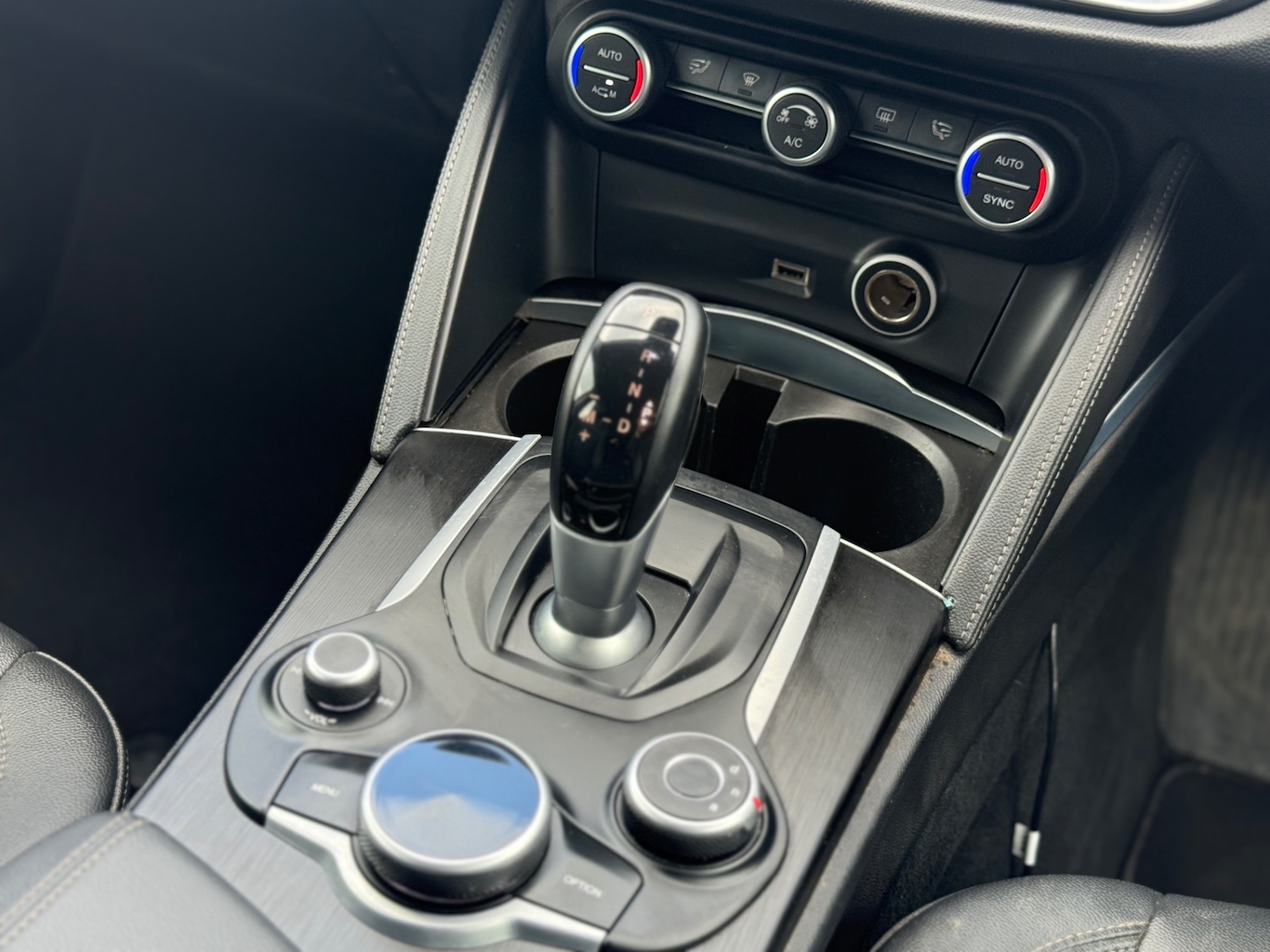 Used Alfa Romeo Stelvio 2018 for sale - 78219001: Photo 25