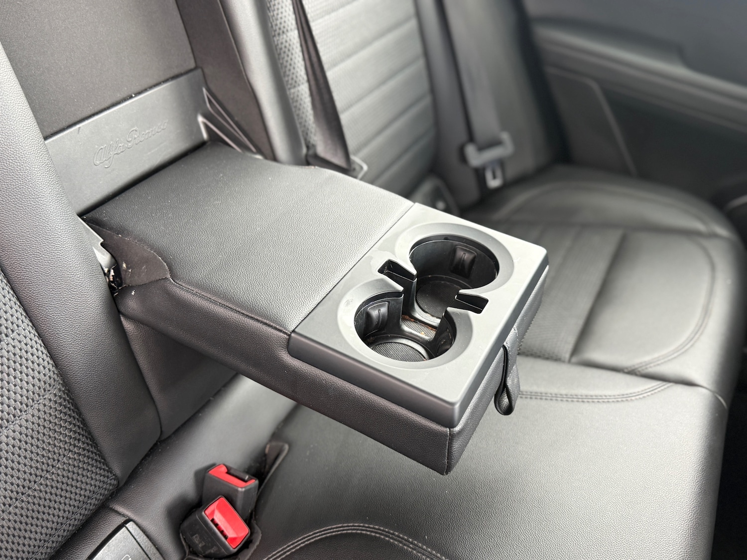 Used Alfa Romeo Stelvio 2018 for sale - 78219001: Photo 48