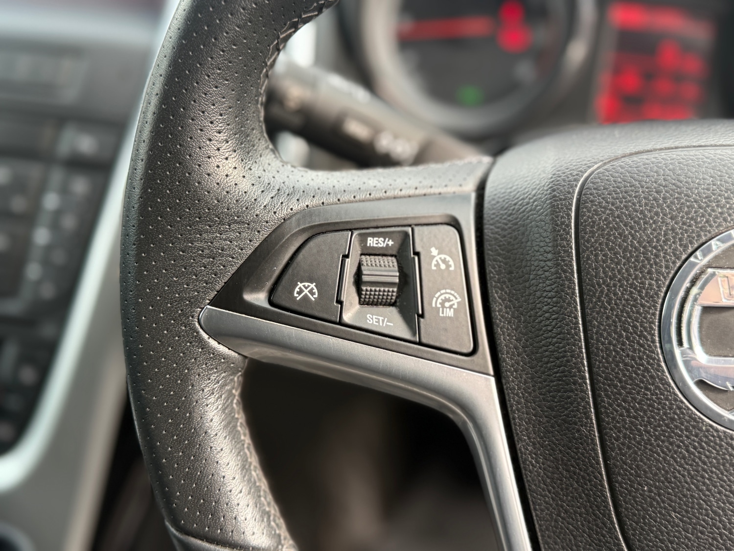 Used Vauxhall Astra GTC 2015 for sale - 77873356: Photo 24