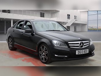 Used Mercedes-Benz C Class 2013 for sale - 77423832: Photo