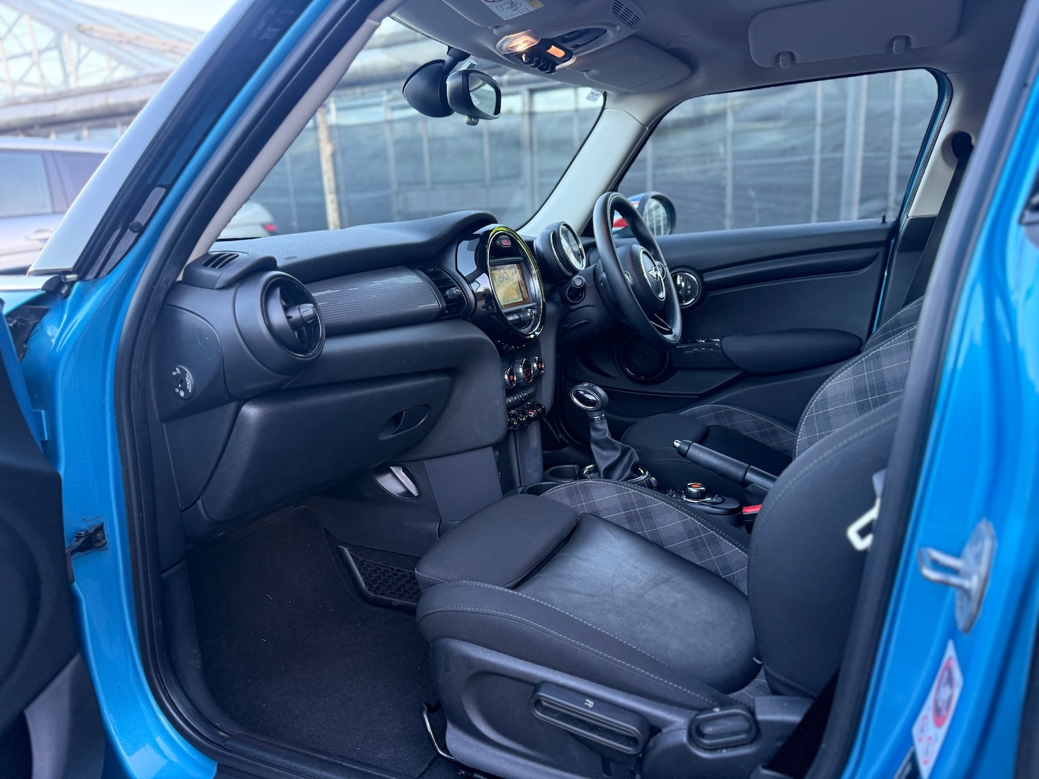 Used MINI Hatch 2017 for sale - 78213671: Photo 32