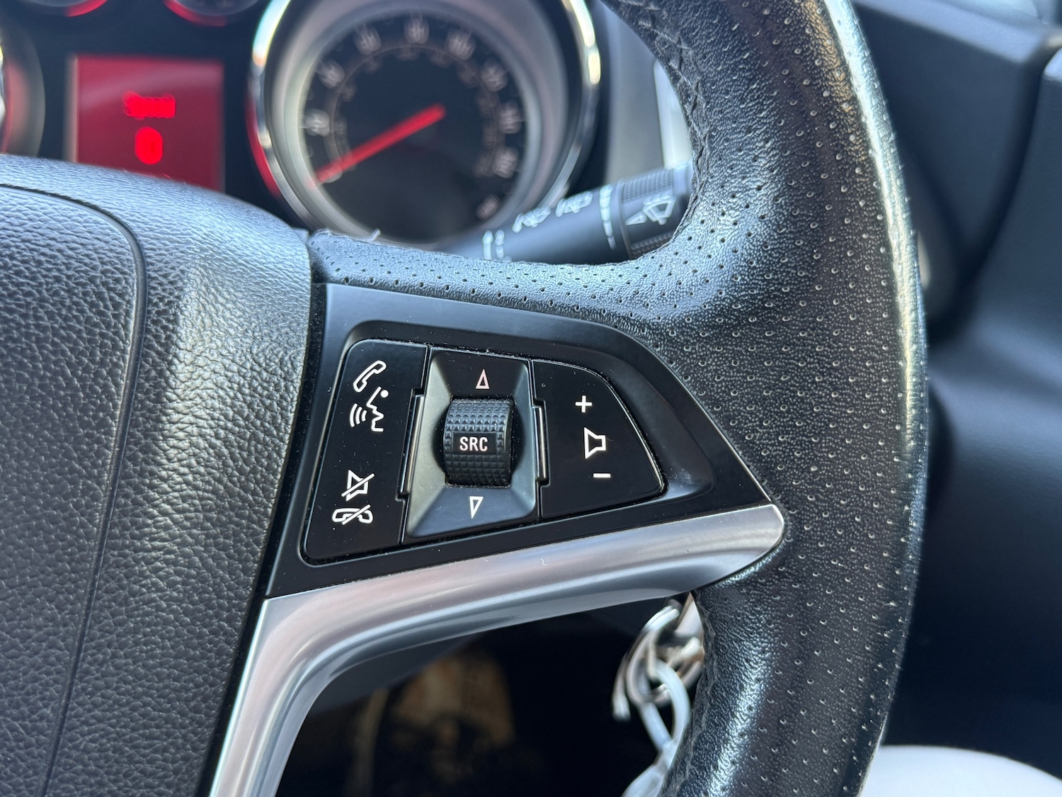 Used Vauxhall Astra 2014 for sale - 77720904: Photo 19