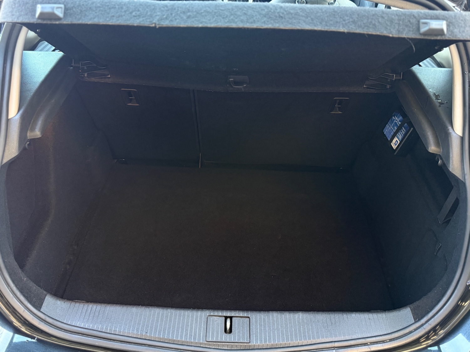 Used Vauxhall Astra 2014 for sale - 77720904: Photo 43