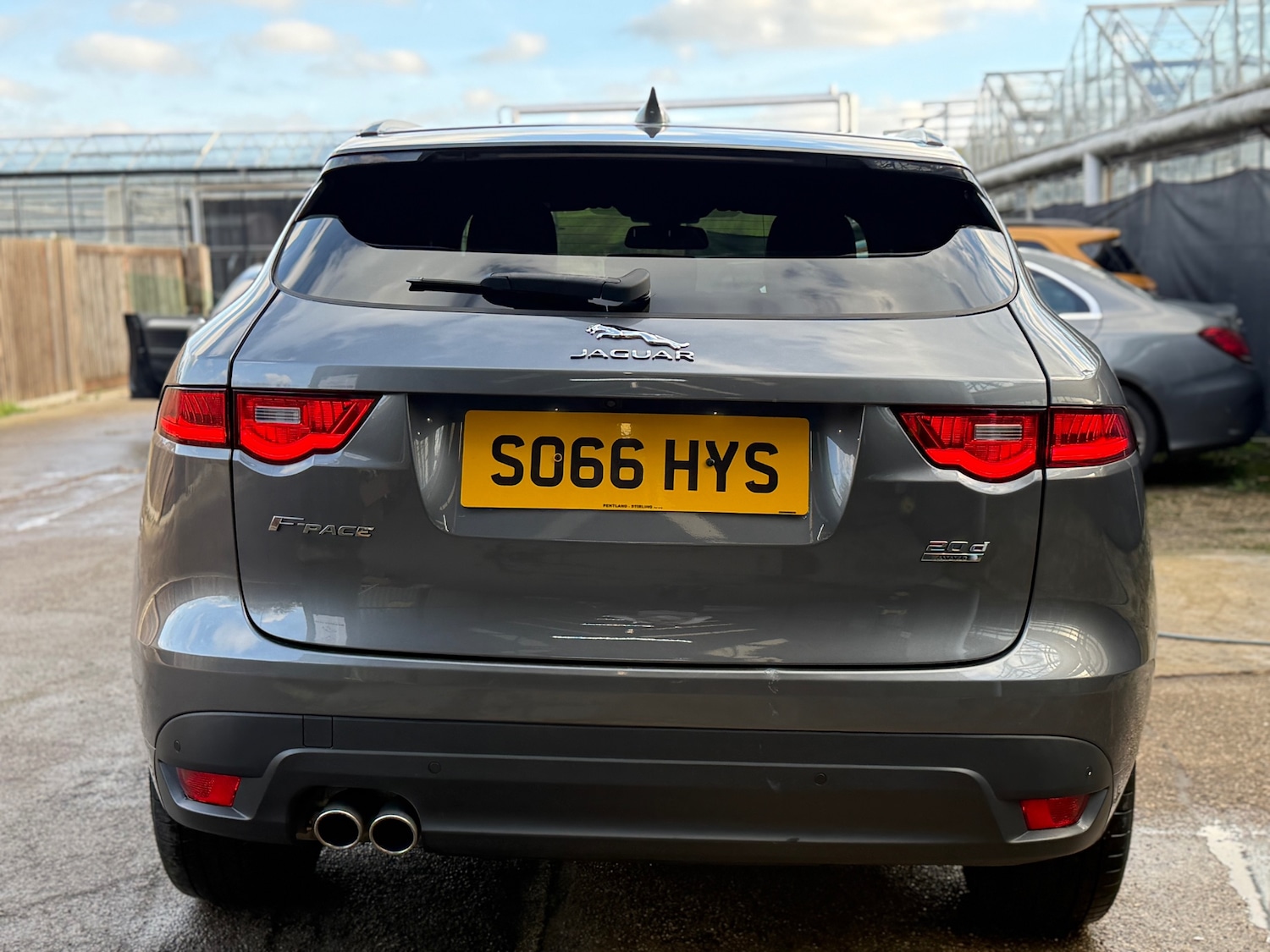 Used Jaguar F-Pace 2016 for sale - 76940437: Photo 5