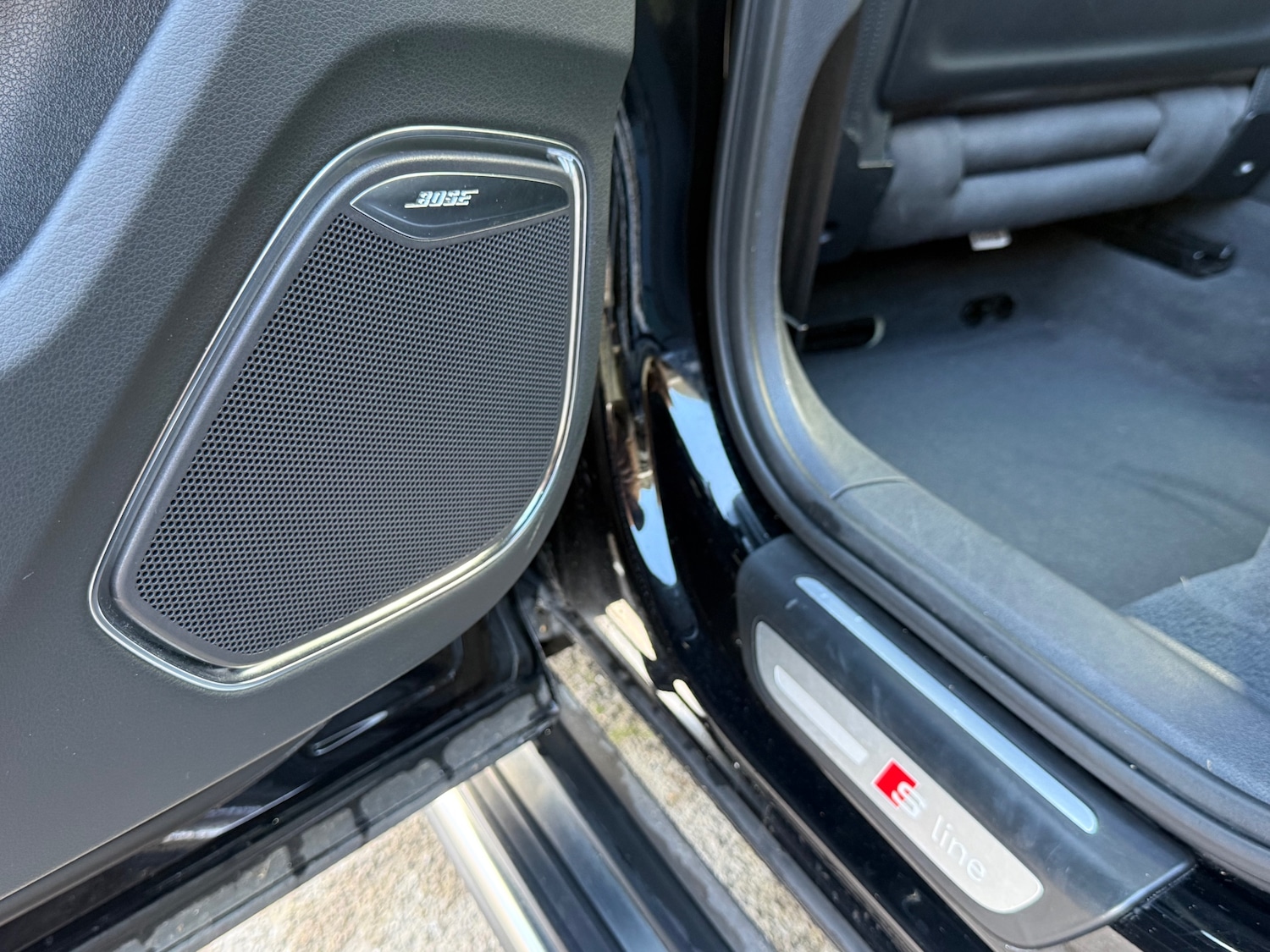 Used Audi Q3 2018 for sale - 77804308: Photo 33