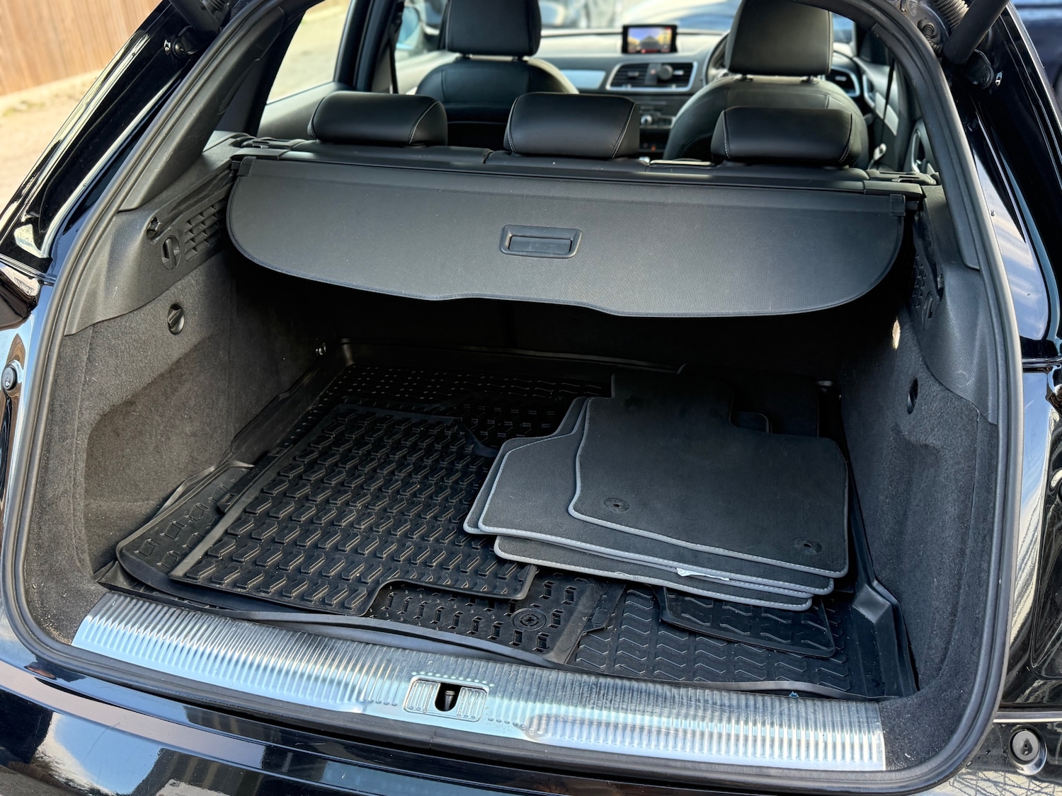 Used Audi Q3 2018 for sale - 77804308: Photo 36