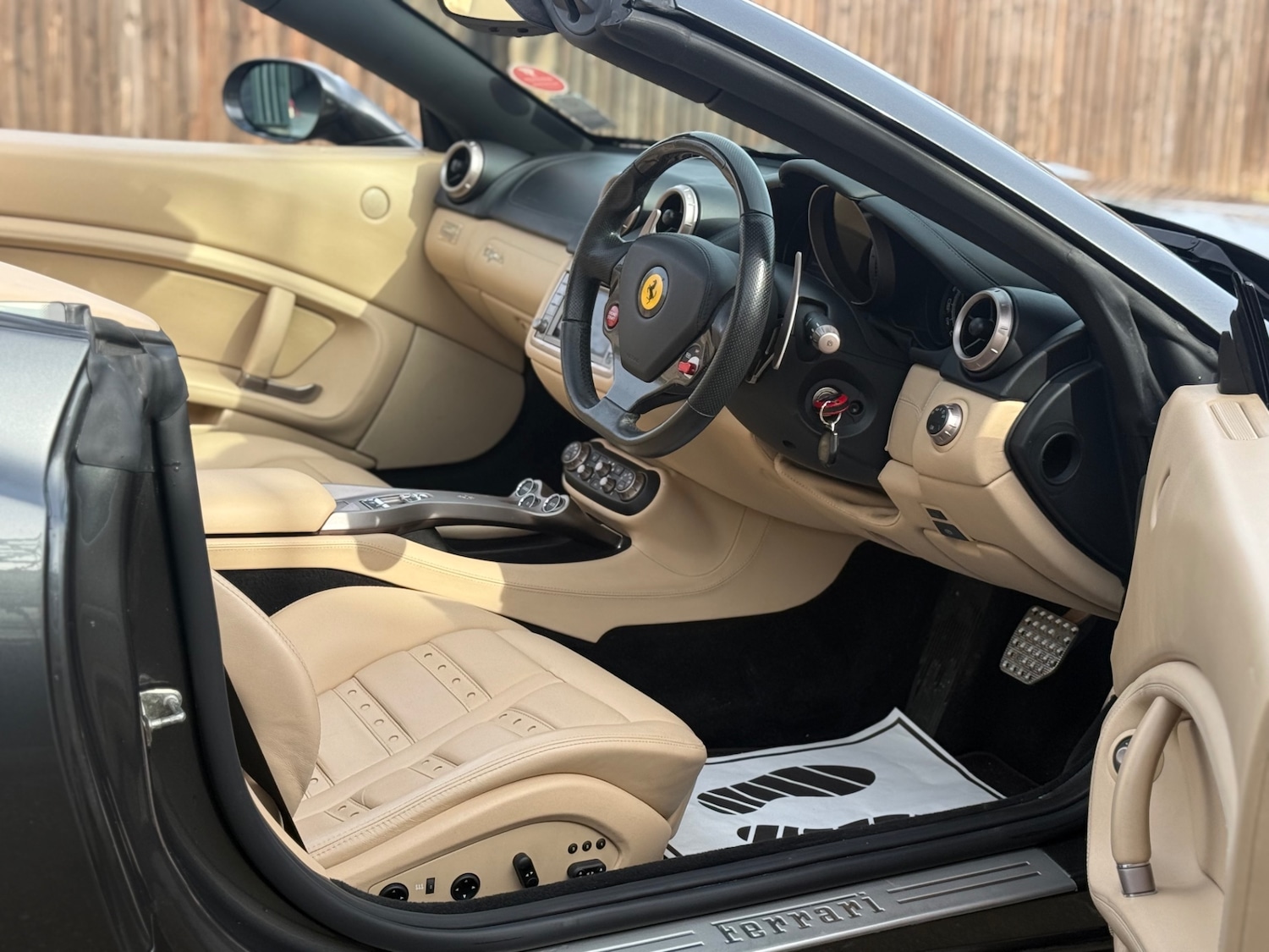 Used Ferrari California 2010 for sale - 77579763: Photo 13